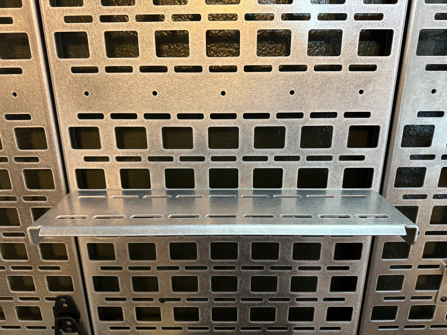 M-LOK Panel Shelf – 16" Full-Width